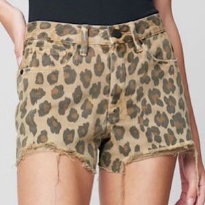 “NEW” Blank NYC The Barrow Vintage Short